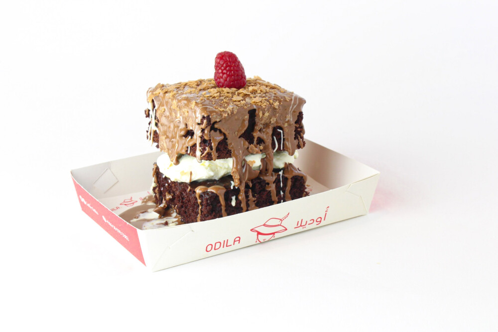 تاور تشوكلت كيك / Chocolate cake tower